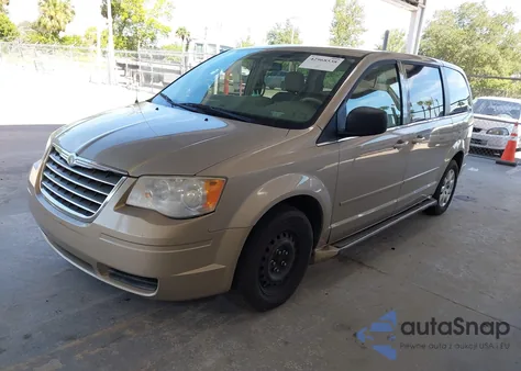 2009 Chrysler Town & Country Lx из США, поврежденный, VIN 2A8HR44E39R618155